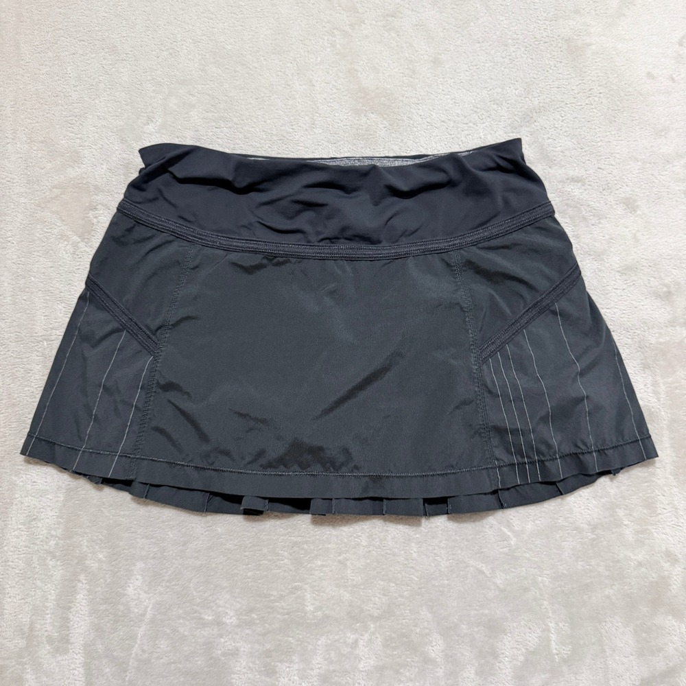 Lululemon Circuit Breaker Skirt Skort Women 6 Black Pleated Back Performance EUC